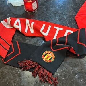 Nike Red and Black Scarf Manchester United